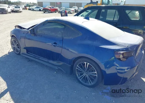 2015 Scion Fr-S z USA, uszkodzony, nr VIN JF1ZNAA15F8702045